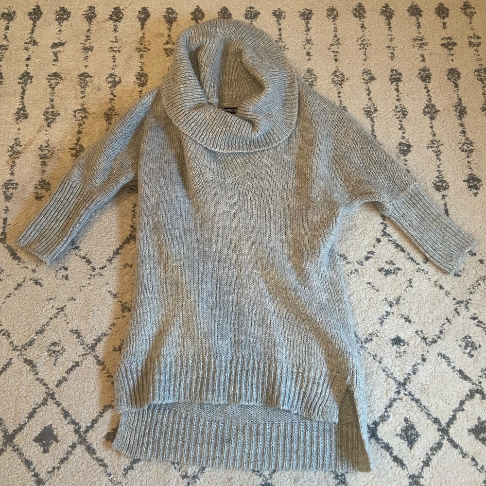 Gray cowl neck/turtleneck sweater with sparkles size small